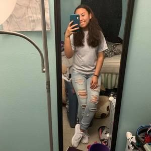 Meet your Posher, Dorianne